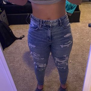 High waisted AE jeans